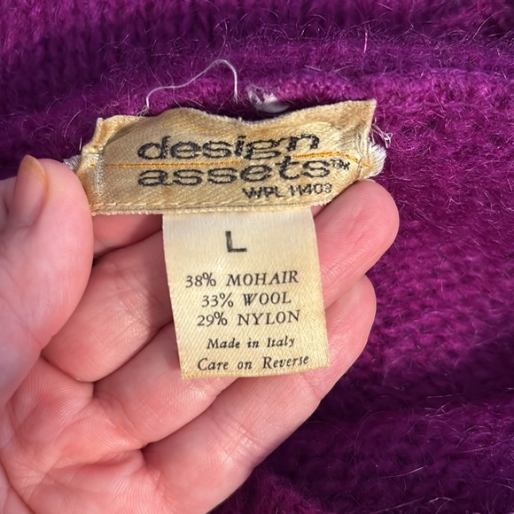 Vintage Design Assets Mohair and Wool Purple Sweater size large - Picture 8 of 8